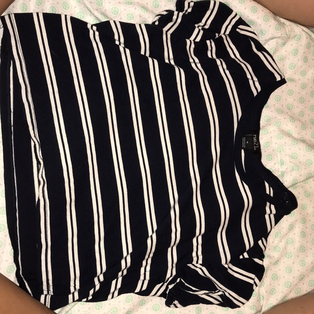 rue 21 crop top